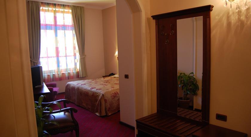 ביטולה Hotel Millenium מראה חיצוני תמונה