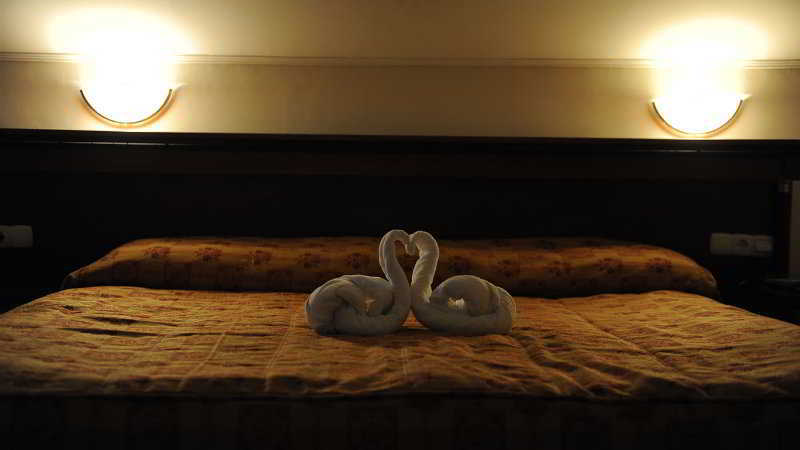 ביטולה Hotel Millenium מראה חיצוני תמונה