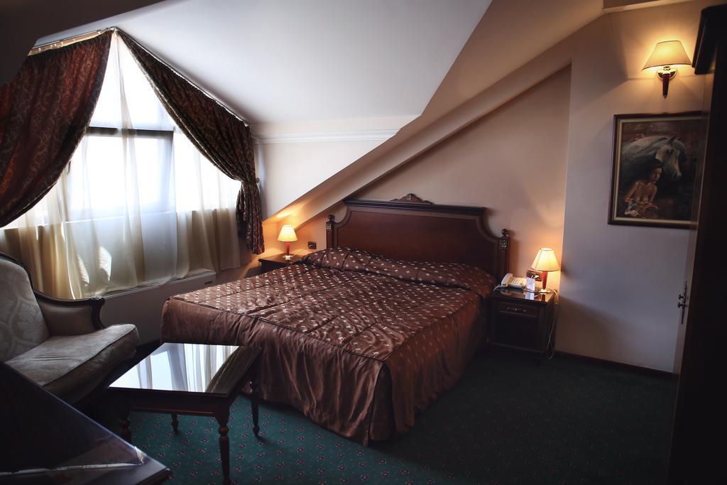 ביטולה Hotel Millenium מראה חיצוני תמונה